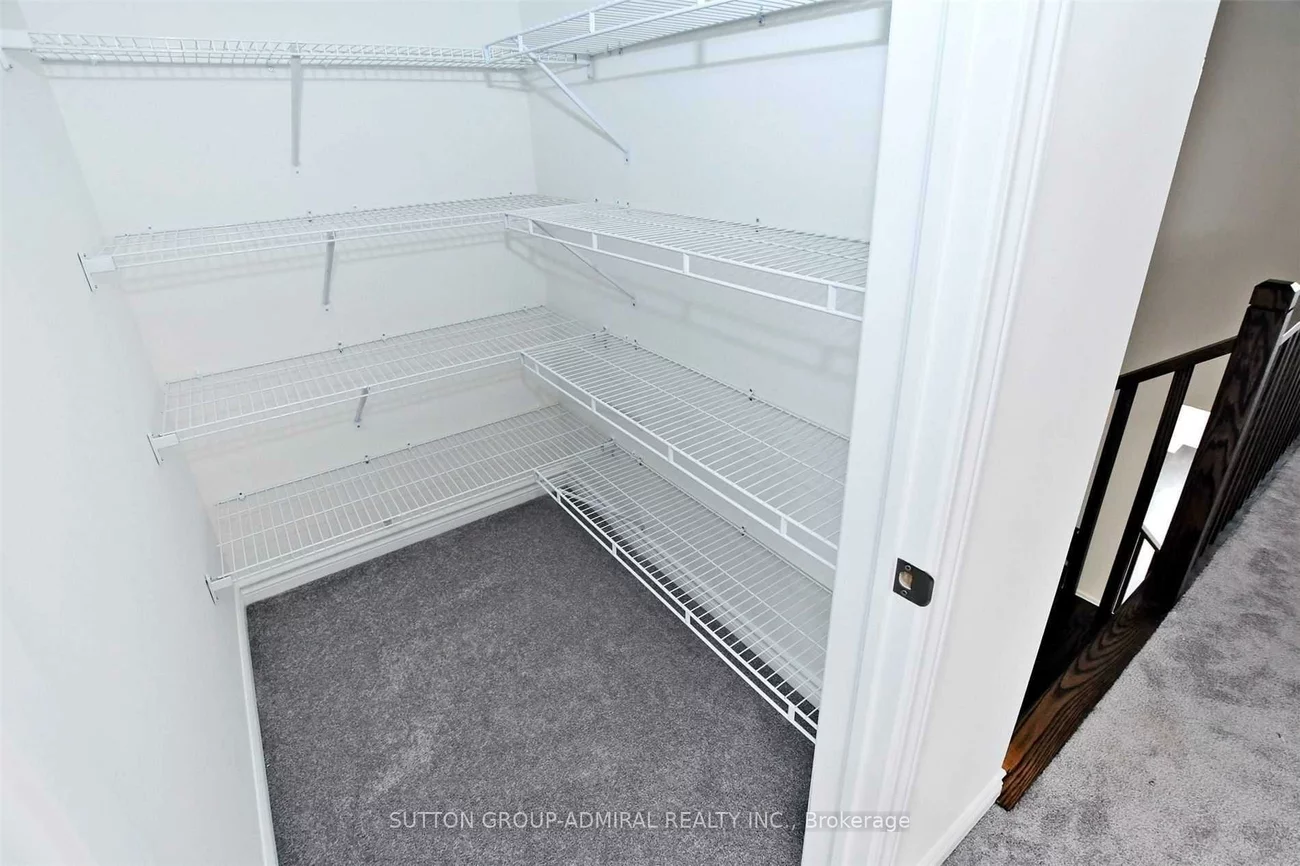 1477, Blackmore, Alcona, Innisfil