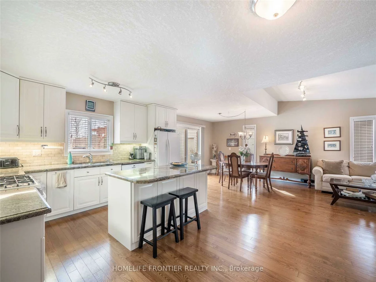 1049, 7th, Alcona, Innisfil
