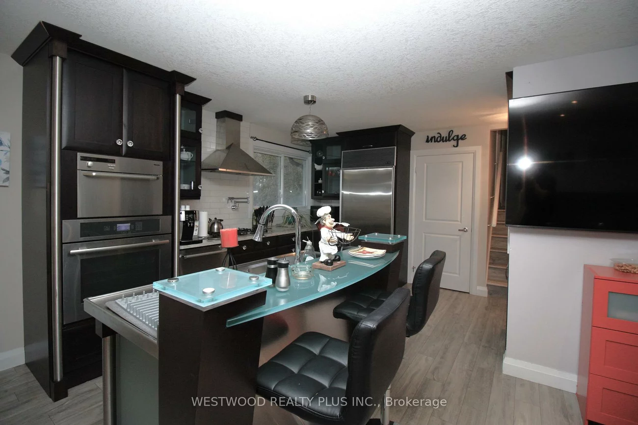 1042, Goshen, Alcona, Innisfil