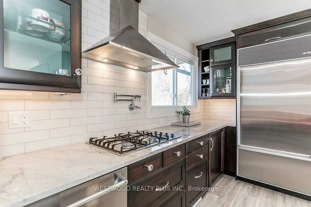 1042, Goshen, Alcona, Innisfil