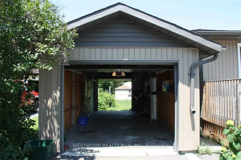 1042, Goshen, Alcona, Innisfil