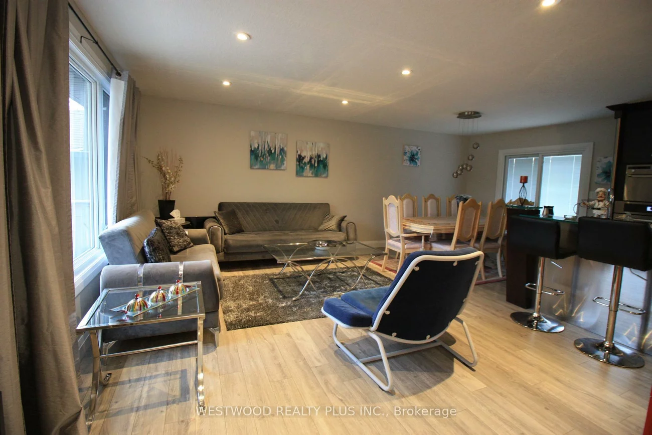 1042, Goshen, Alcona, Innisfil