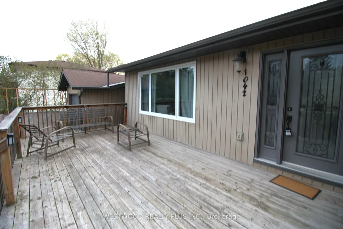 1042, Goshen, Alcona, Innisfil
