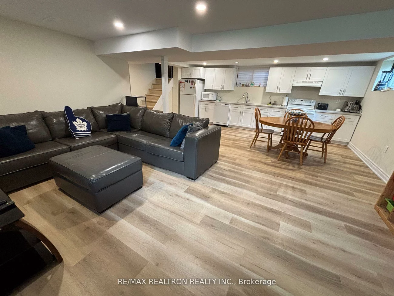 771, Cedarvale, Alcona, Innisfil