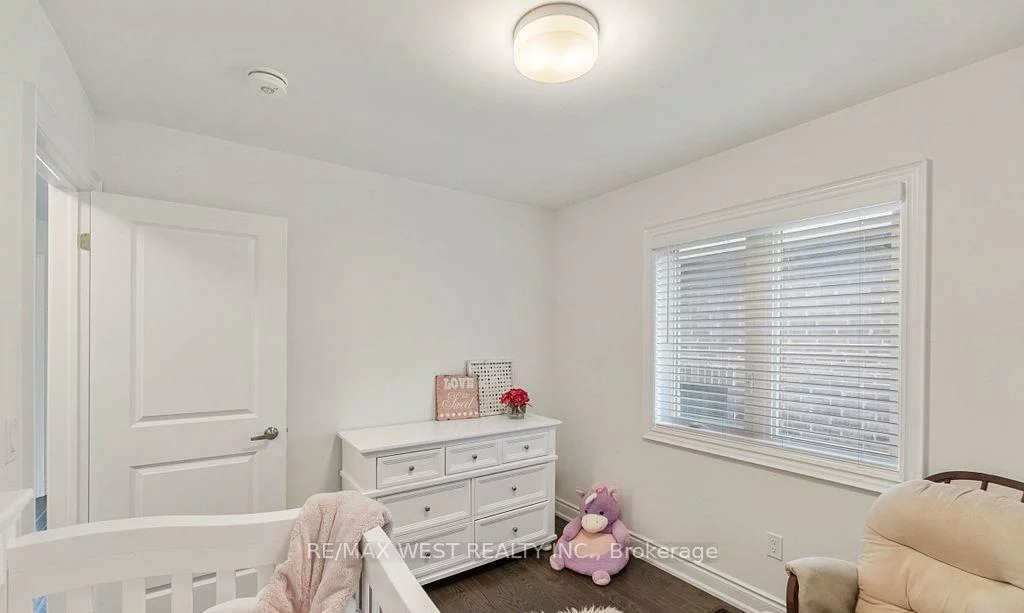 2132, Wilson, Alcona, Innisfil