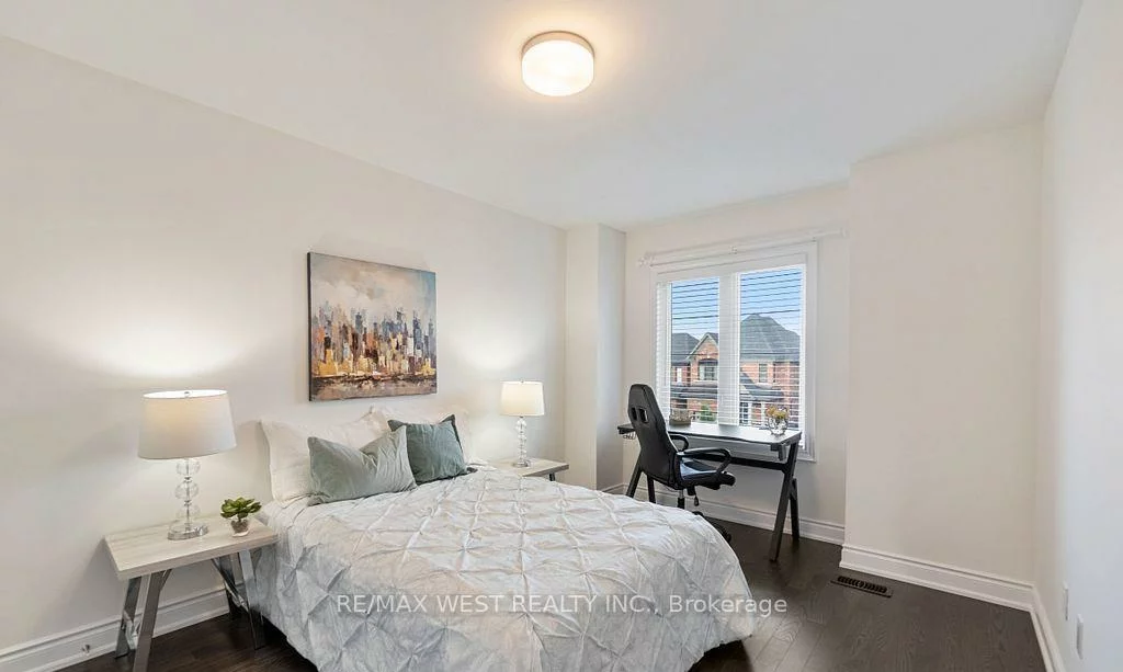2132, Wilson, Alcona, Innisfil