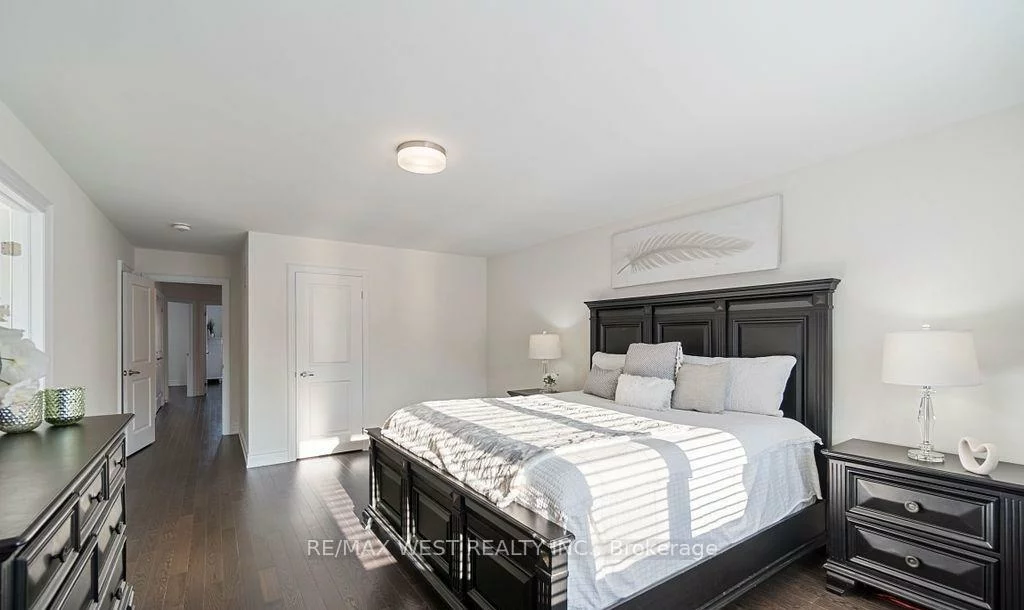 2132, Wilson, Alcona, Innisfil