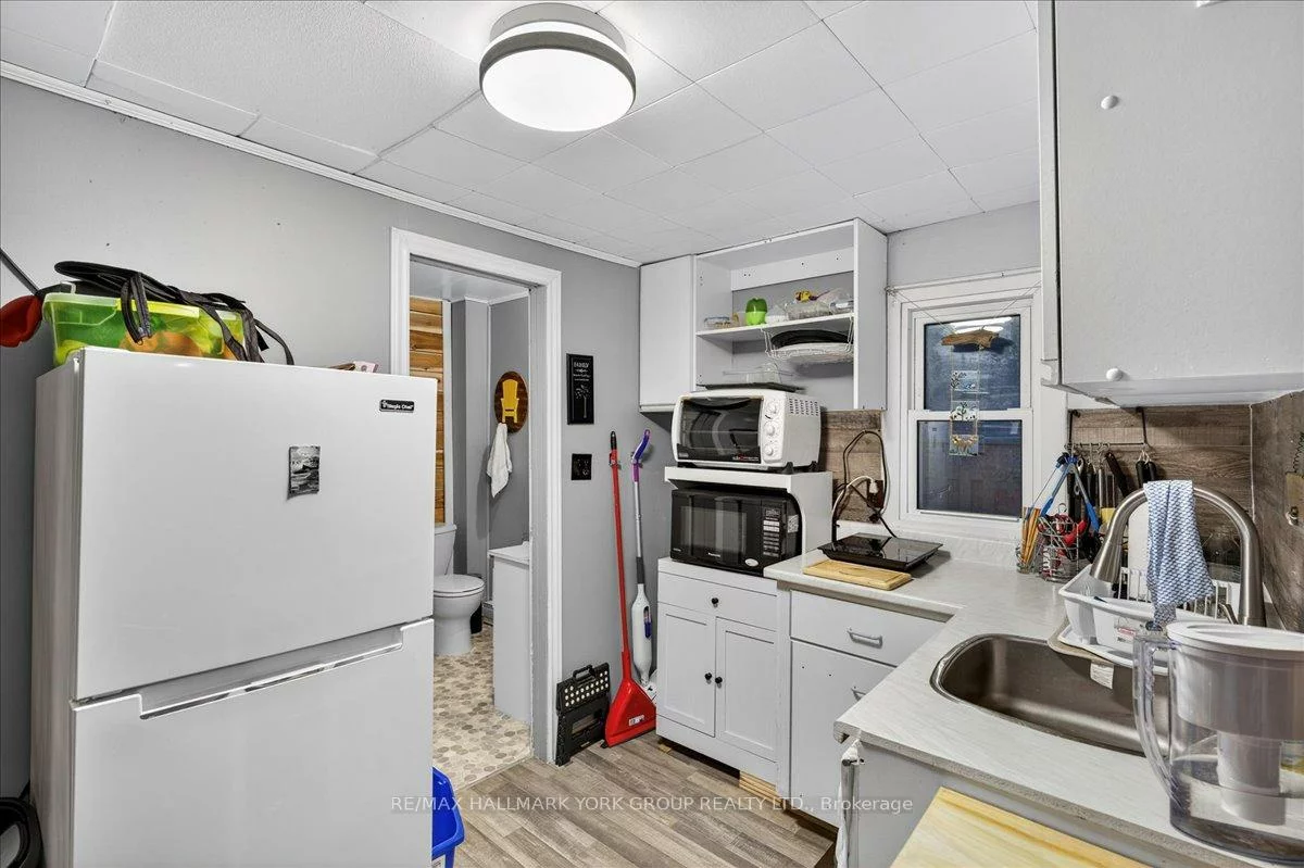 881, Clifton, Alcona, Innisfil