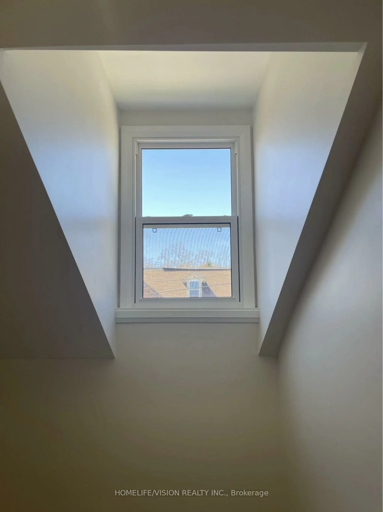 6273, Yonge, Churchill, Innisfil