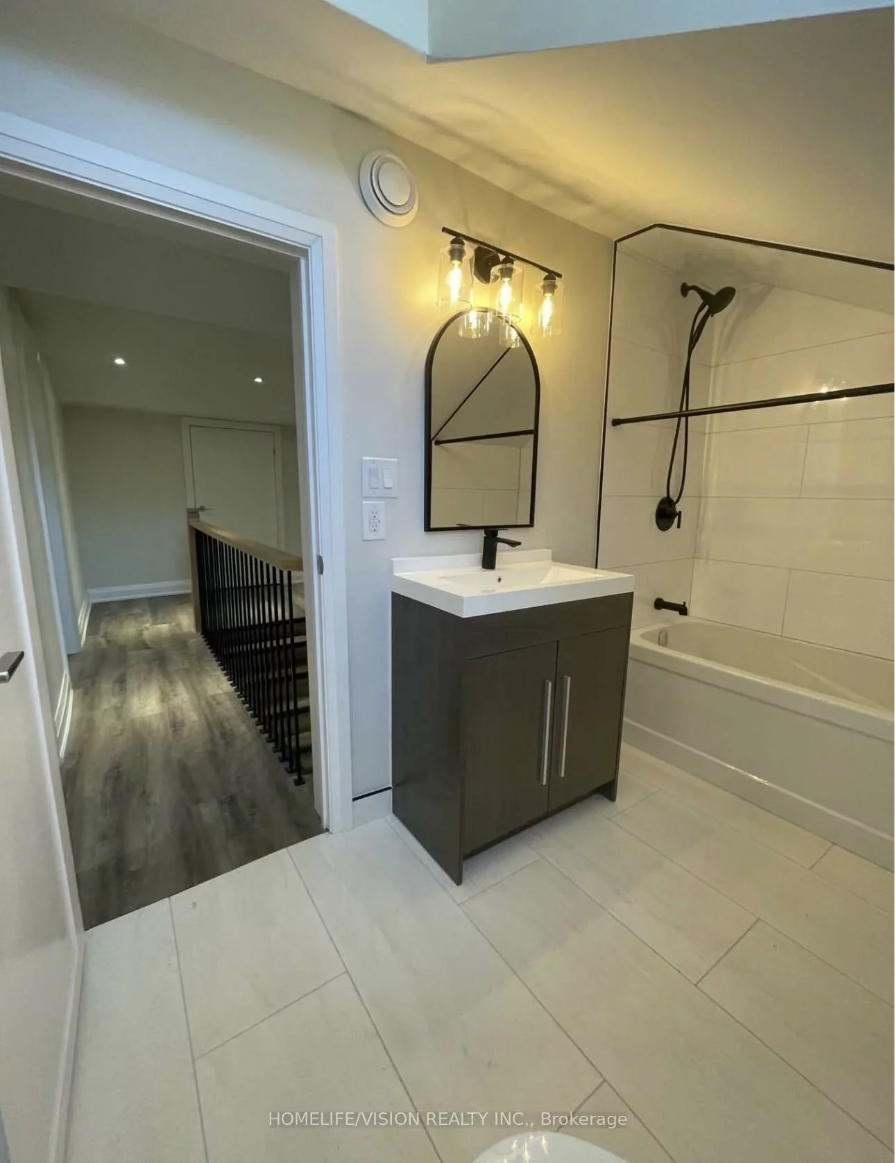 6273, Yonge, Churchill, Innisfil