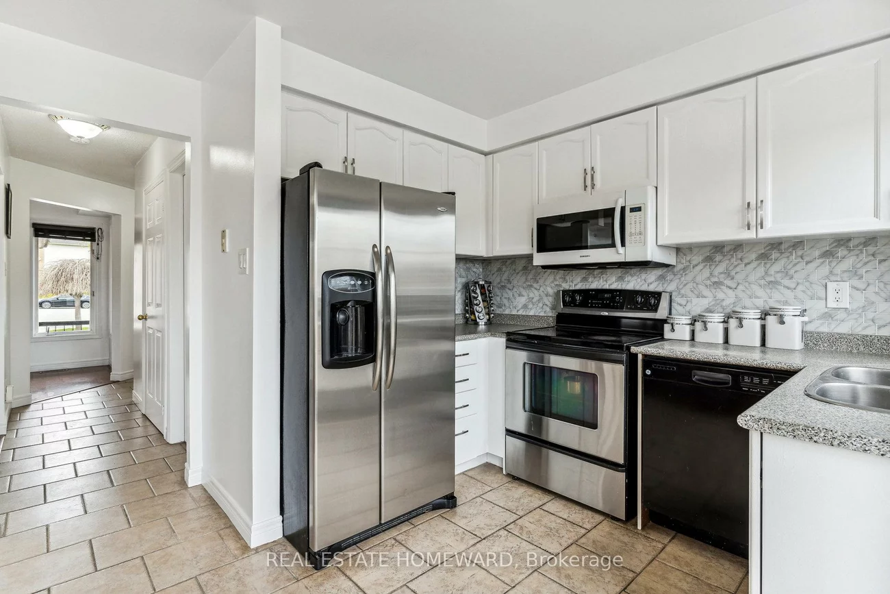 1117, Ashley, Alcona, Innisfil