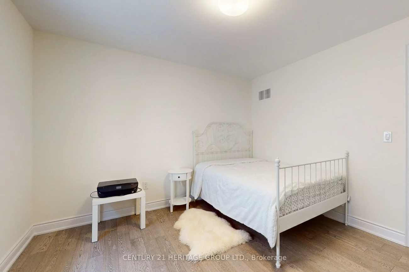 1409, Blackmore, Alcona, Innisfil