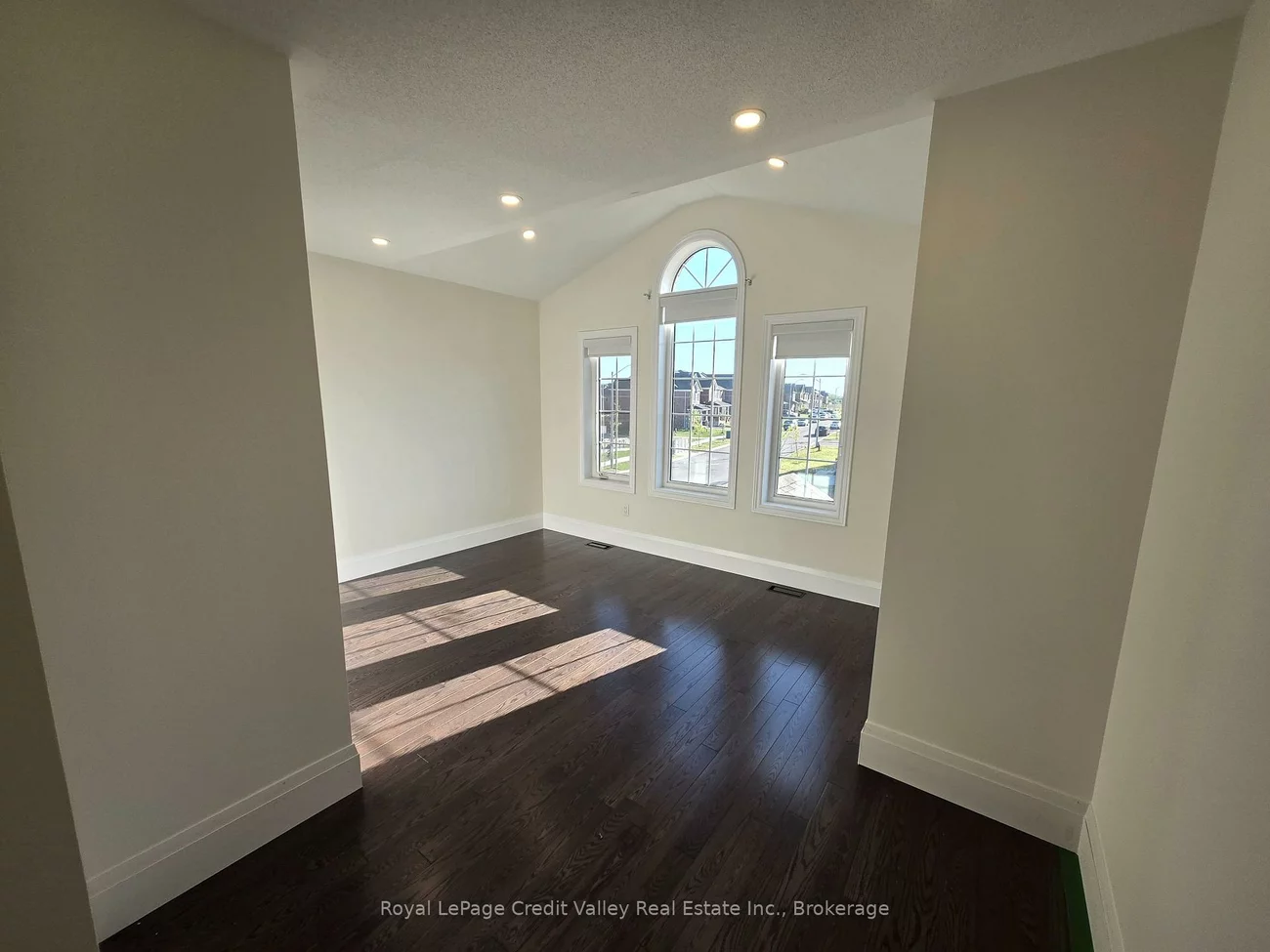 2207, Lozenby, Alcona, Innisfil