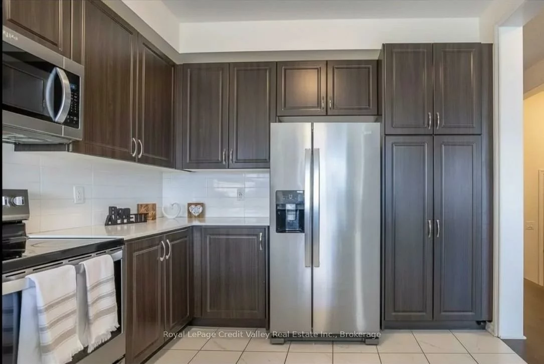2207, Lozenby, Alcona, Innisfil