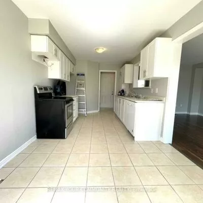 1385, Hunter, Alcona, Innisfil