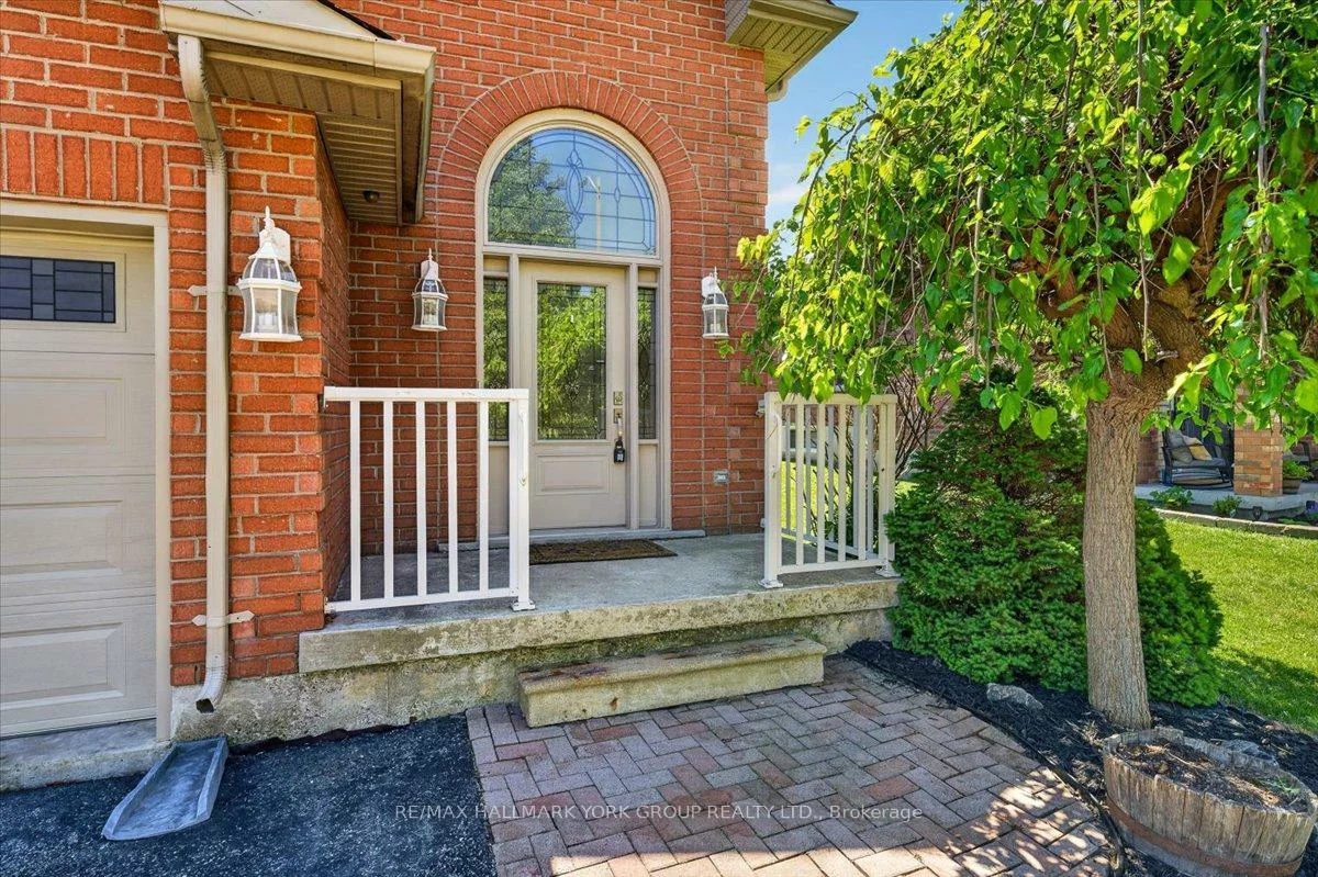 1284, Gina, Alcona, Innisfil