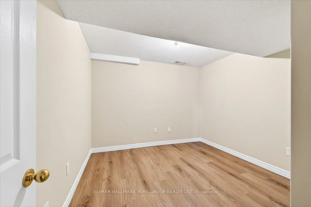 1284, Gina, Alcona, Innisfil