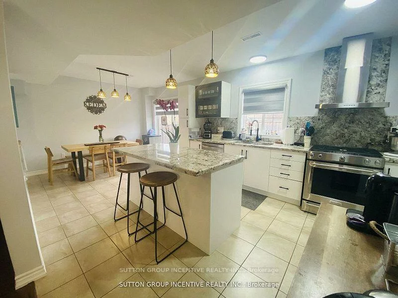 1411, Sheldon, Alcona, Innisfil