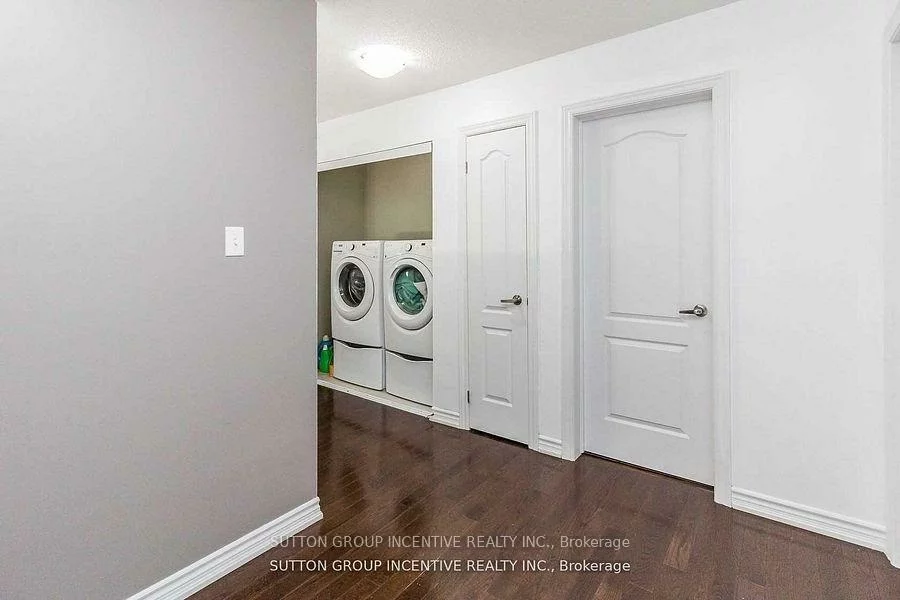 1411, Sheldon, Alcona, Innisfil