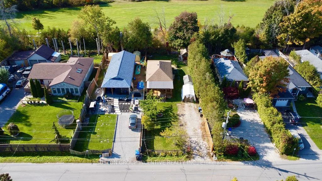 1556, Houston, Rural Innisfil, Innisfil