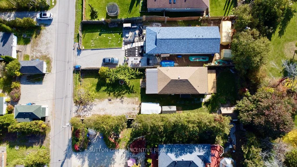 1556, Houston, Rural Innisfil, Innisfil