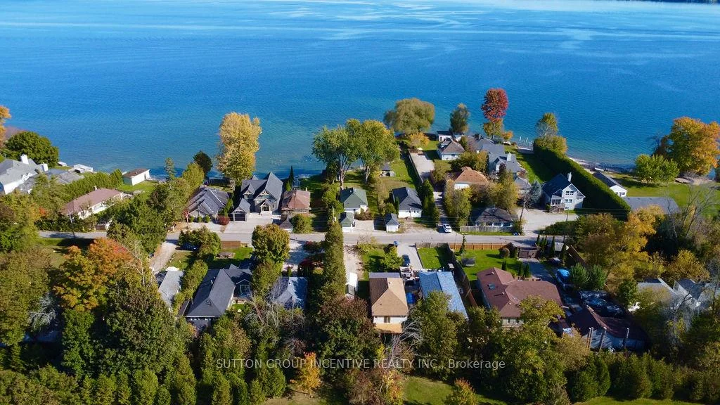 1556, Houston, Rural Innisfil, Innisfil