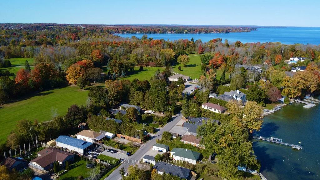 1556, Houston, Rural Innisfil, Innisfil
