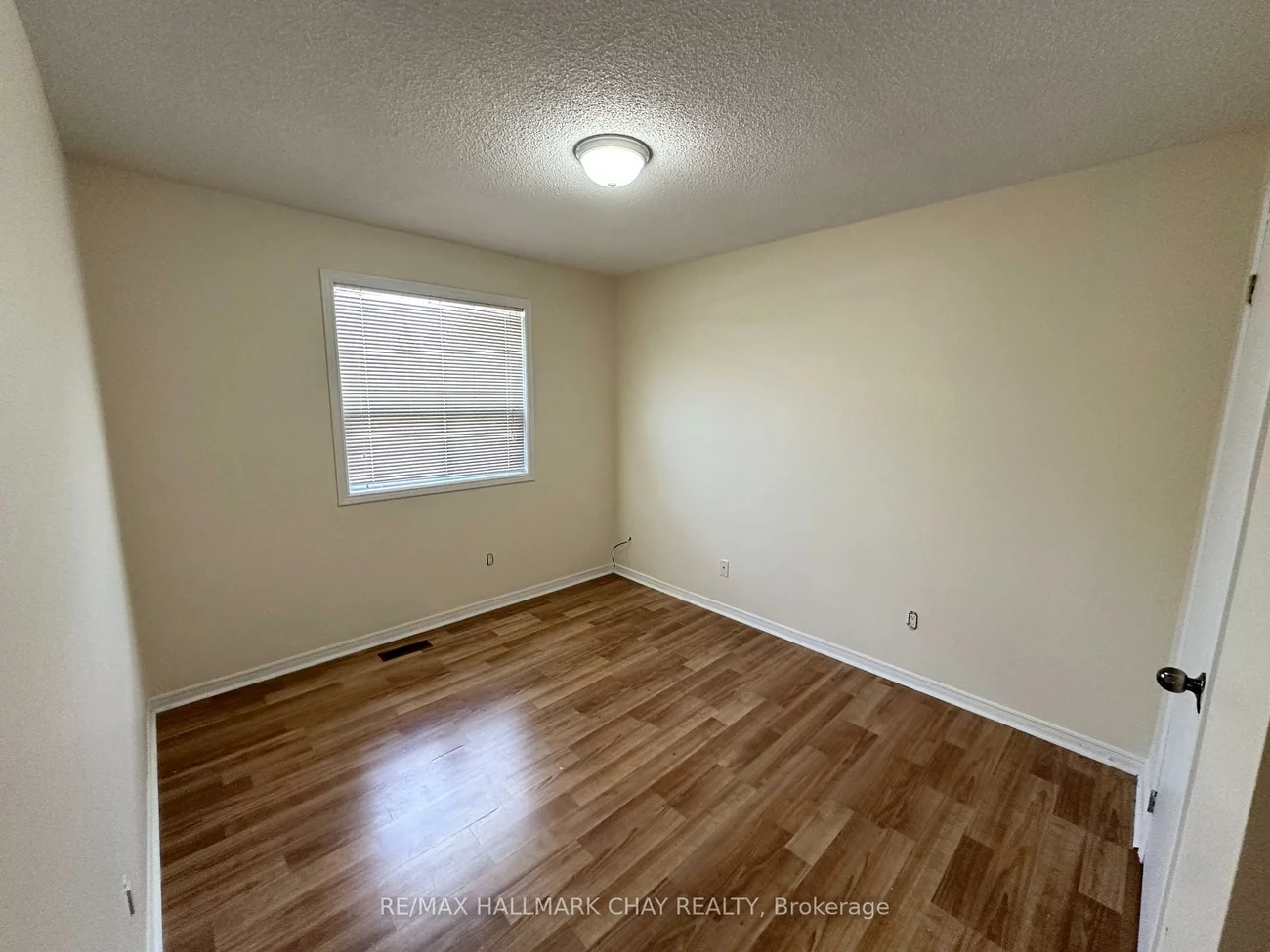 2047, Chantler, Stroud, Innisfil