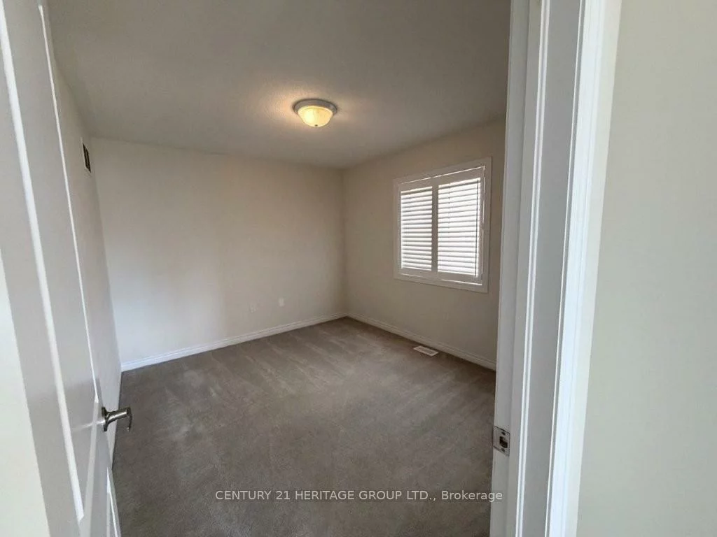 1449, Farrow, Alcona, Innisfil