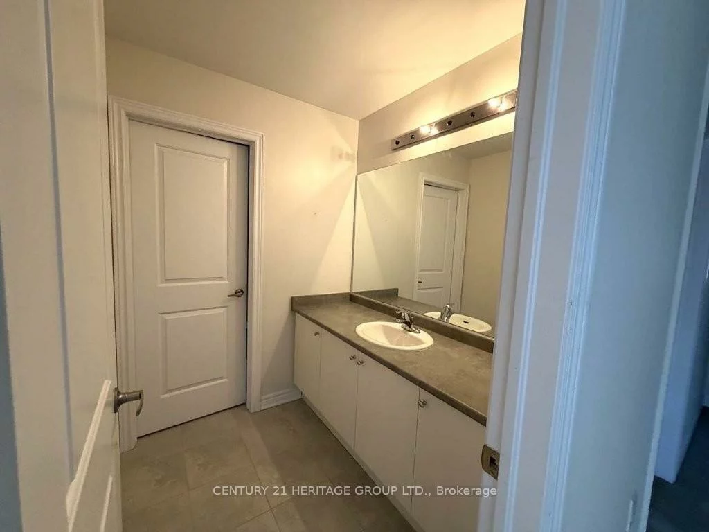 1449, Farrow, Alcona, Innisfil