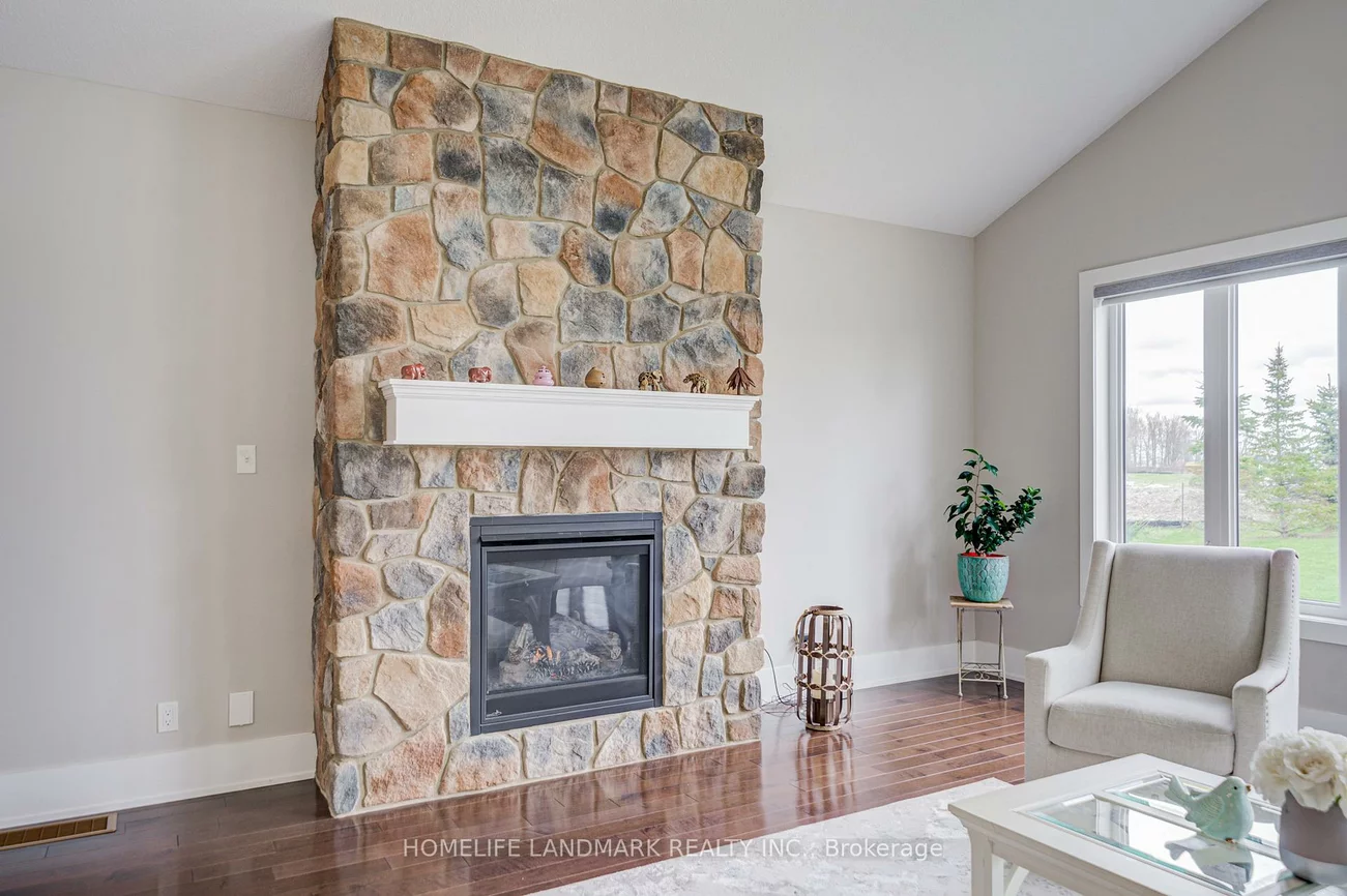 295, Sunnybrae, Stroud, Innisfil