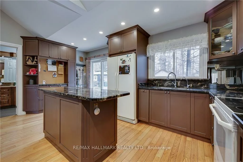 2052, Centre, Alcona, Innisfil