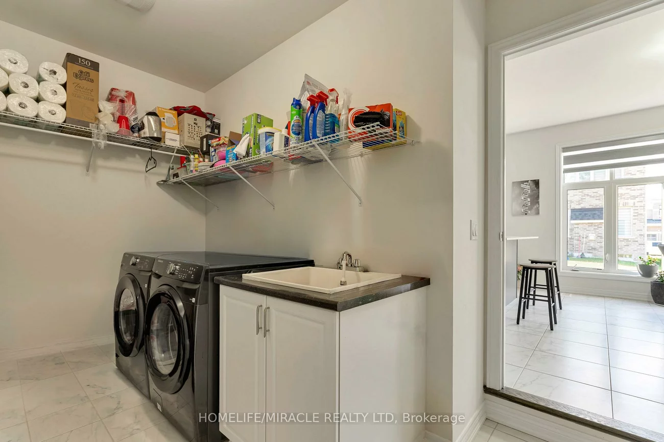1429, Davis, Lefroy, Innisfil