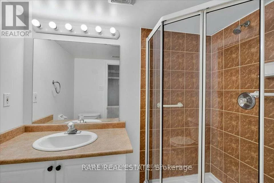 1069, Corrie, Alcona, Innisfil