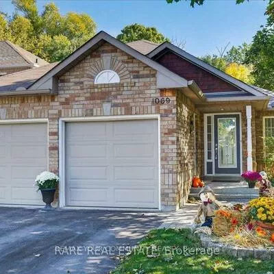 1069, Corrie, Alcona, Innisfil