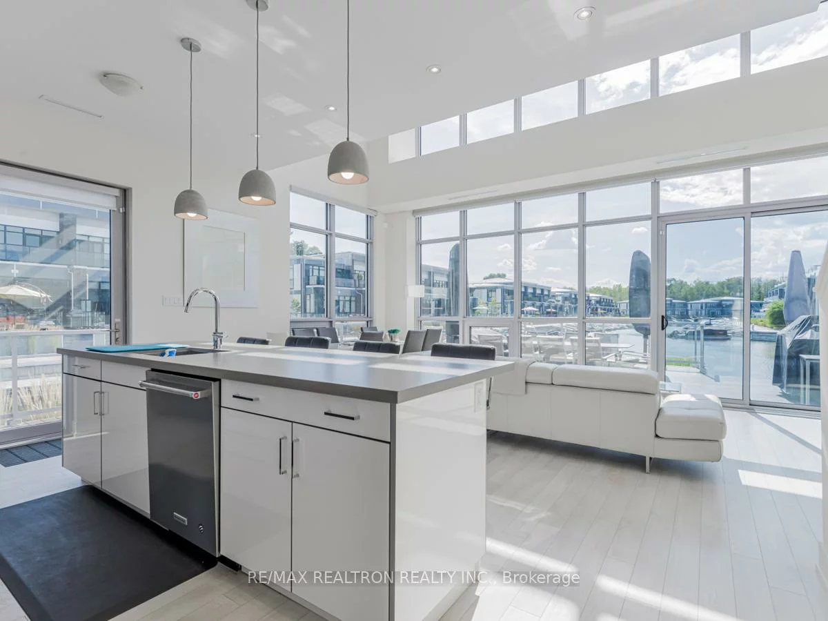 3700, Mangusta, Rural Innisfil, Innisfil