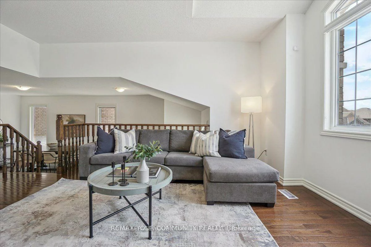 2172, Dawson, Alcona, Innisfil