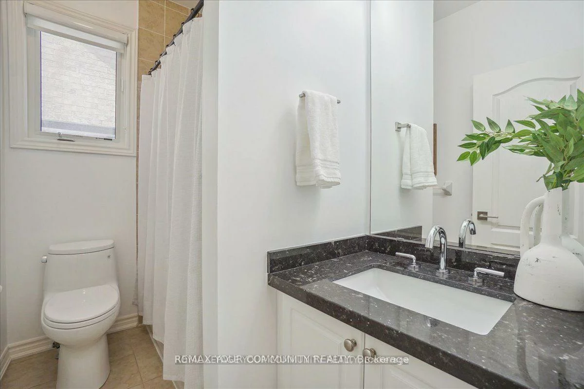 2172, Dawson, Alcona, Innisfil
