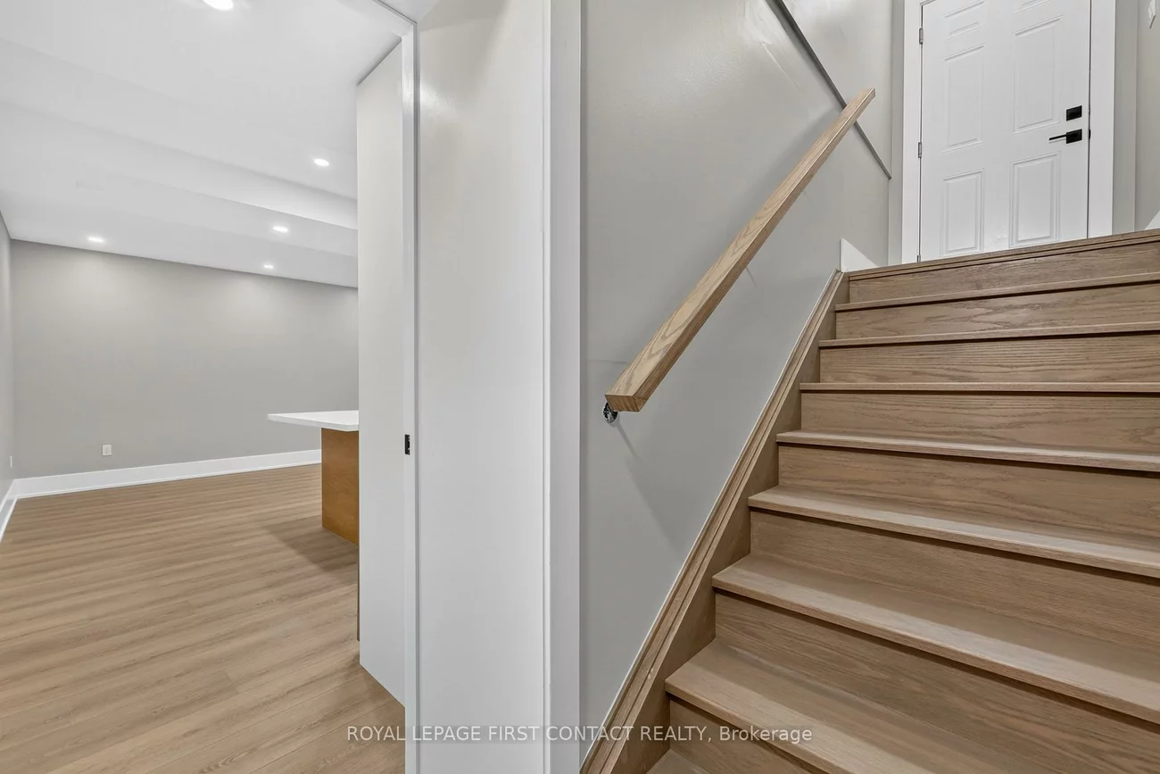 929, 7th, Alcona, Innisfil
