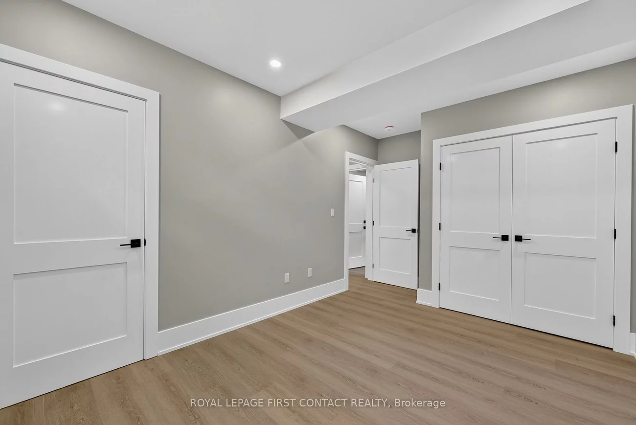 929, 7th, Alcona, Innisfil