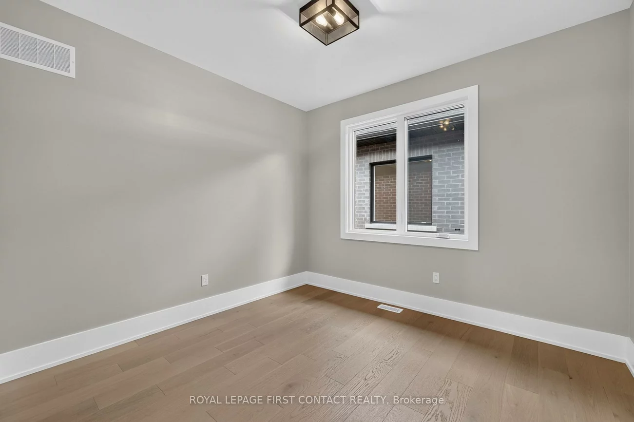 929, 7th, Alcona, Innisfil