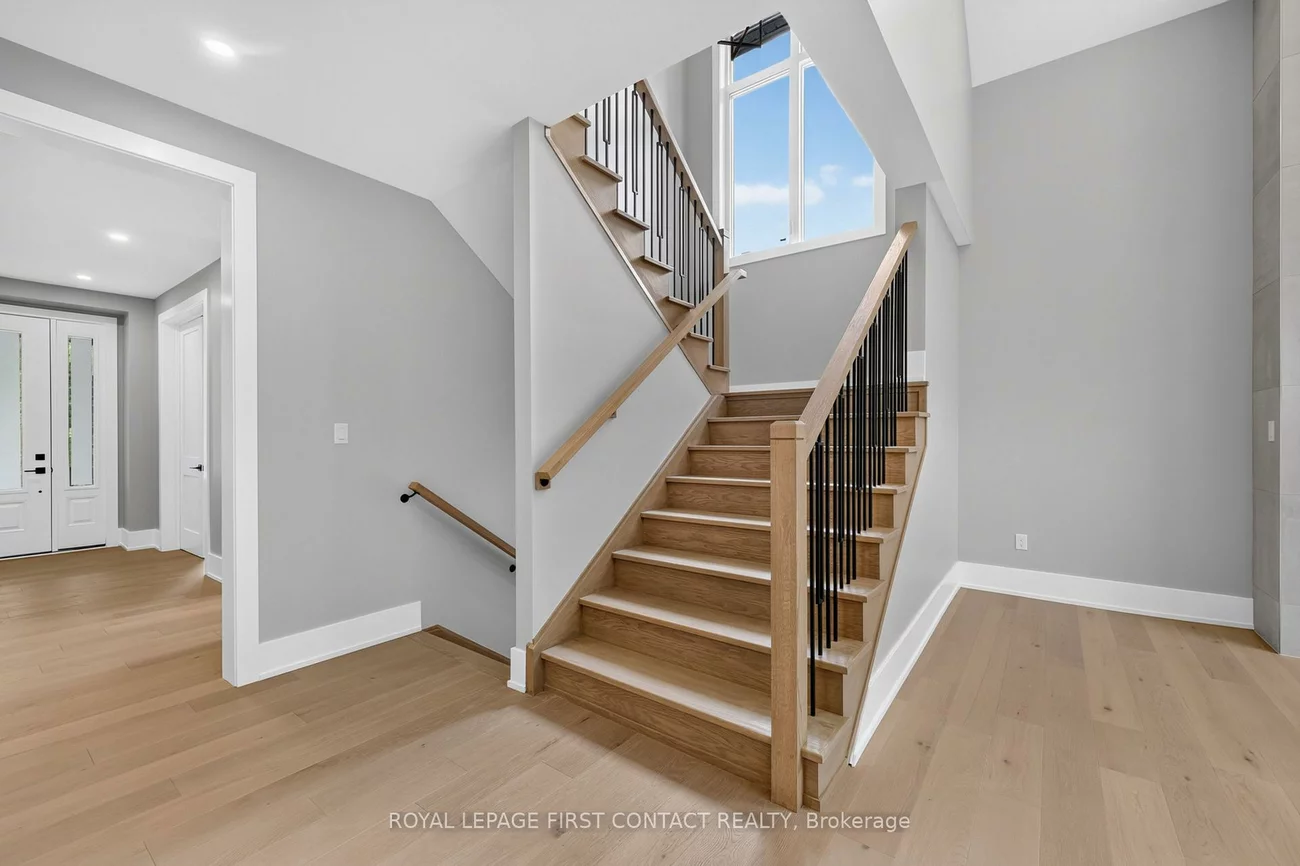 929, 7th, Alcona, Innisfil