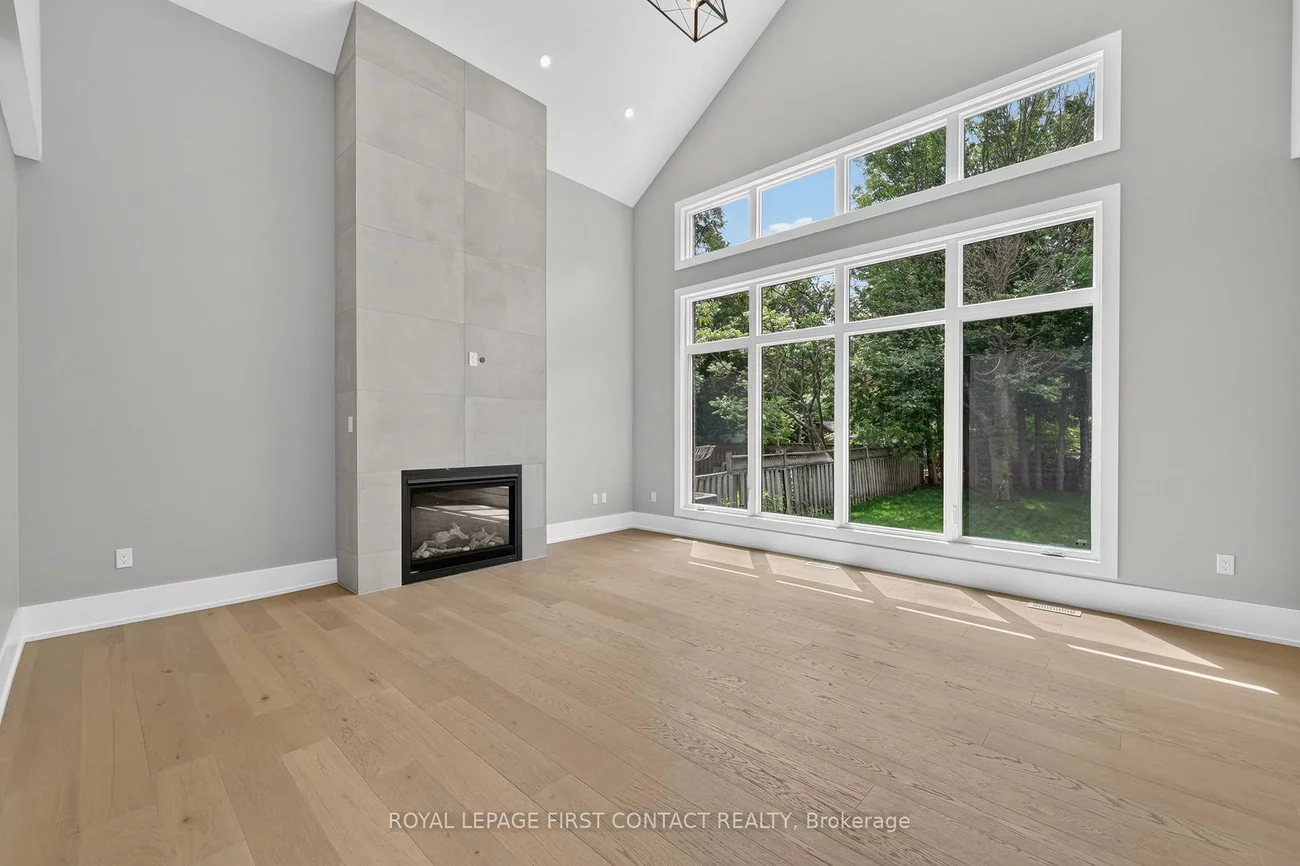 929, 7th, Alcona, Innisfil