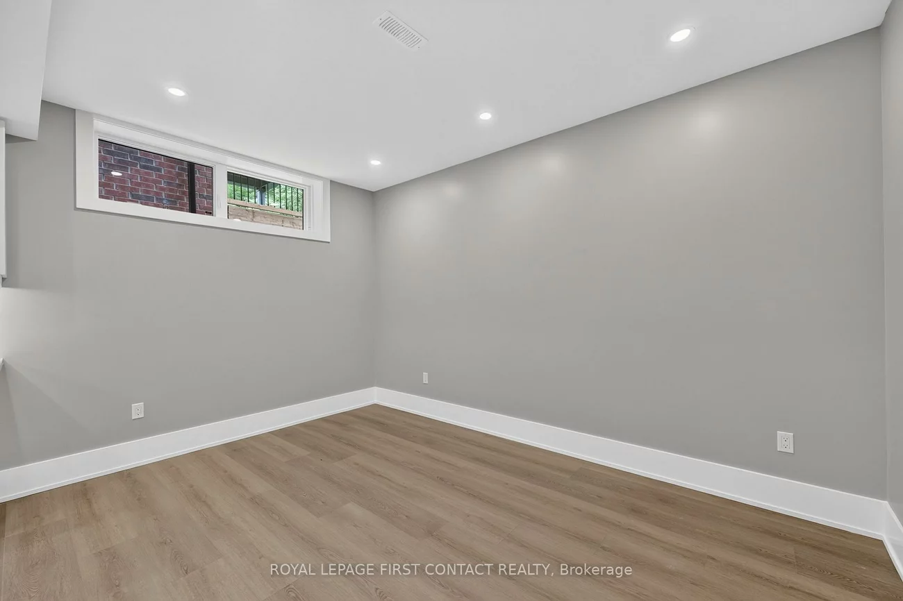 933, 7th, Alcona, Innisfil