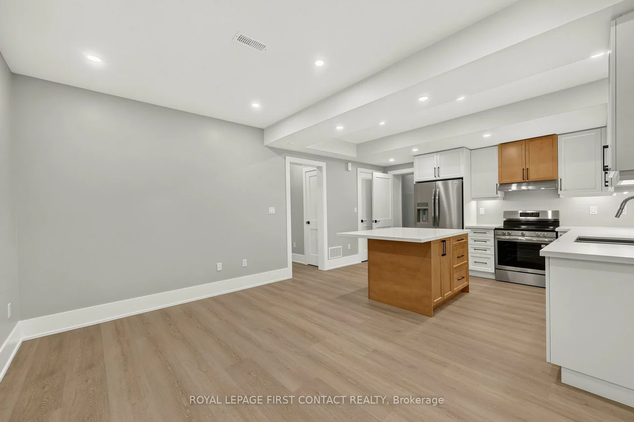 933, 7th, Alcona, Innisfil
