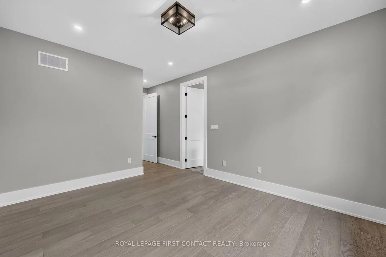 933, 7th, Alcona, Innisfil