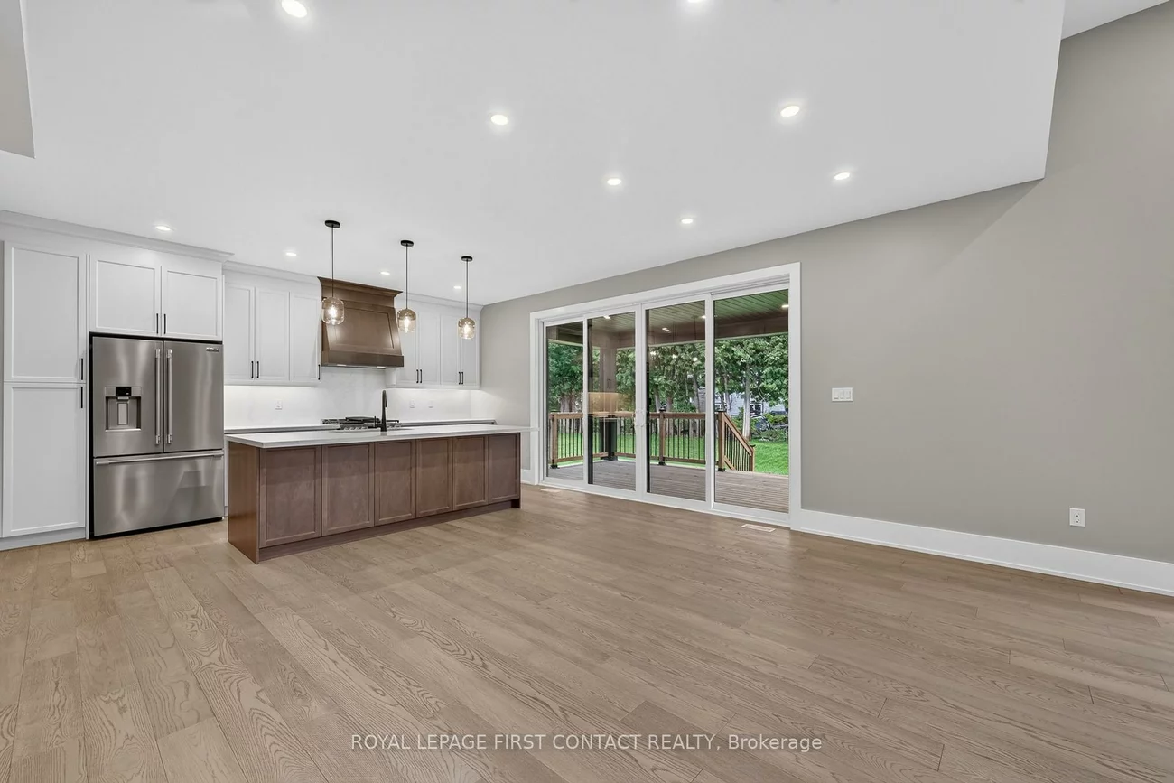 933, 7th, Alcona, Innisfil