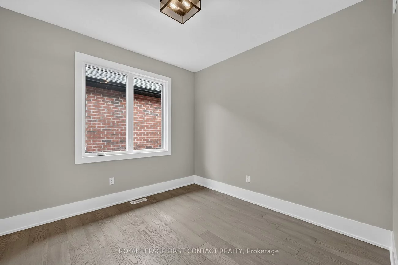 933, 7th, Alcona, Innisfil
