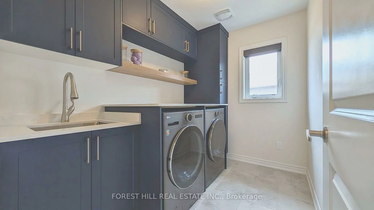 1362, Davis, Lefroy, Innisfil