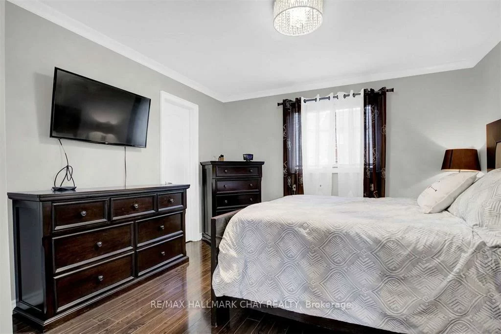 2123, Osbond, Alcona, Innisfil